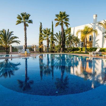 Portimao Elegant House With Pool By Homing Villa Luaran gambar