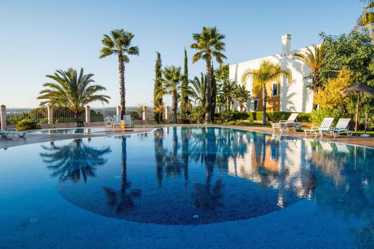 Portimao Elegant House With Pool By Homing Villa Luaran gambar